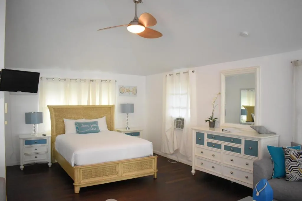 Queen Suite with Sea View